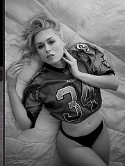 Jodi Pavlock model. Photoshoot of model Jodi Pavlock demonstrating Body Modeling.Body Modeling Photo #235329