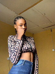 Kalim Bisola Model