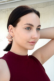 Katerina Konstantinopoulou model (μοντέλο). Photoshoot of model Katerina Konstantinopoulou demonstrating Face Modeling.Face Modeling Photo #240647