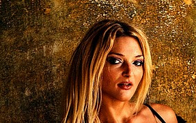 Kathrine Athanasiou model (μοντέλο). Photoshoot of model Kathrine Athanasiou demonstrating Face Modeling.Face Modeling Photo #188699