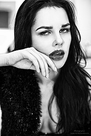 Katie Tulyankina model (модель). Katie Tulyankina demonstrating Face Modeling, in a photoshoot by Konstantin Silaev.Photographer: Konstantin SilaevFace Modeling Photo #103228