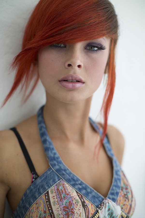 Klaudia Burman model (modell). Photoshoot of model Klaudia Burman demonstrating Face Modeling.Face Modeling Photo #80624