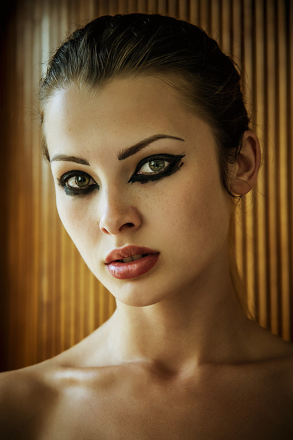 Klaudia Burman model (modell). Photoshoot of model Klaudia Burman demonstrating Face Modeling.Face Modeling Photo #80627