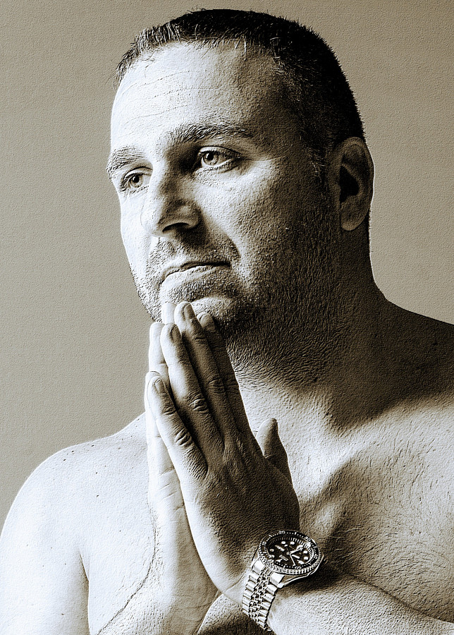 Konstantinos Panls model (μοντέλο). Photoshoot of model Konstantinos Panls demonstrating Face Modeling.Face Modeling Photo #229767