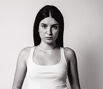 Krista Litsaj model (μοντέλο). Photoshoot of model Krista Litsaj demonstrating Face Modeling.Face Modeling Photo #240812