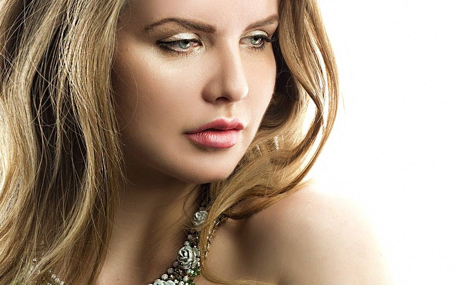 Kristina Yakimova model (модель). Photoshoot of model Kristina Yakimova demonstrating Face Modeling.Face Modeling Photo #102977