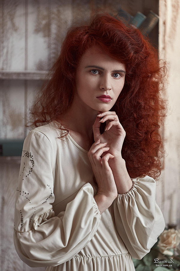 Lana Melaschich model (модель). Photoshoot of model Lana Melaschich demonstrating Face Modeling.Face Modeling Photo #156392