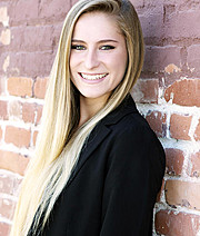 Lauren Warner model. Photoshoot of model Lauren Warner demonstrating Face Modeling.Face Modeling Photo #96760