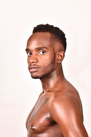 Lewis Mungai model. Photoshoot of model Lewis Mungai demonstrating Face Modeling.Face Modeling Photo #208384