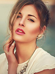 Lina Roth Modell