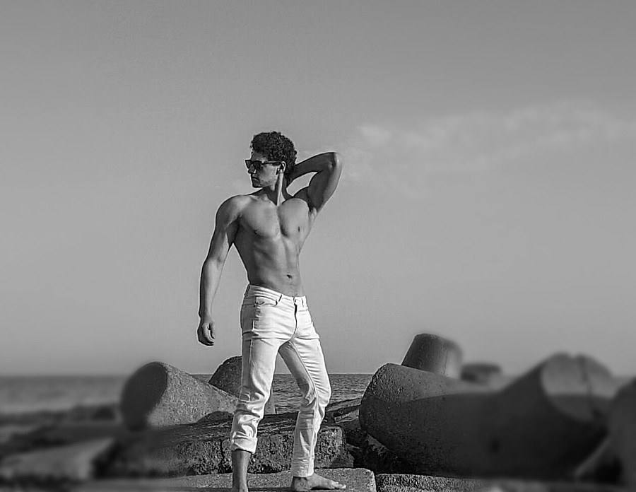 Mahmoud Moustfa model. Photoshoot of model Mahmoud Moustfa demonstrating Body Modeling.Body Modeling Photo #222816
