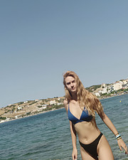 Maria Chartsili model (μοντέλο). Photoshoot of model Maria Chartsili demonstrating Body Modeling.Body Modeling Photo #226314
