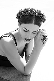 Maria Elena Monego model (modella). Photoshoot of model Maria Elena Monego demonstrating Face Modeling.Face Modeling Photo #193575
