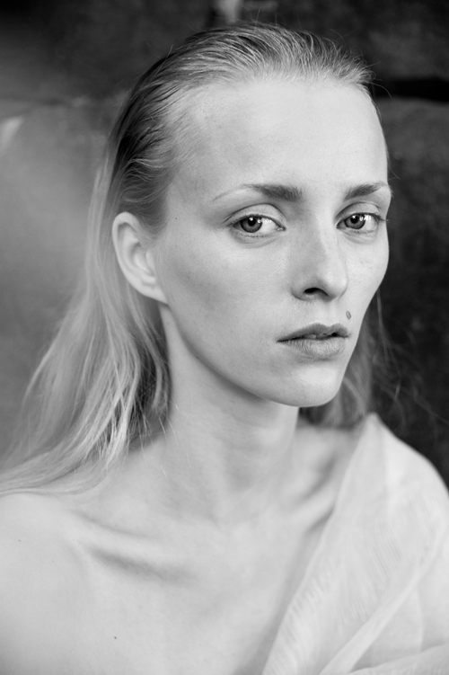 Maria Kononevskaya model. Photoshoot of model Maria Kononevskaya demonstrating Face Modeling.Face Modeling Photo #97122