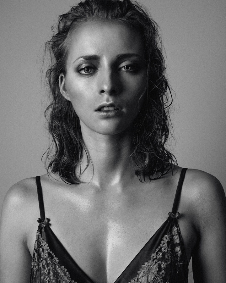 Maria Kononevskaya model. Maria Kononevskaya demonstrating Face Modeling, in a photoshoot by Meri Bj&#246;rn.Photographer: Meri Bj&#246;rnFace Modeling Photo #97124