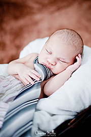 Marina Cheptea photographer (photographe). Work by photographer Marina Cheptea demonstrating Baby Photography.Baby Photography Photo #82148