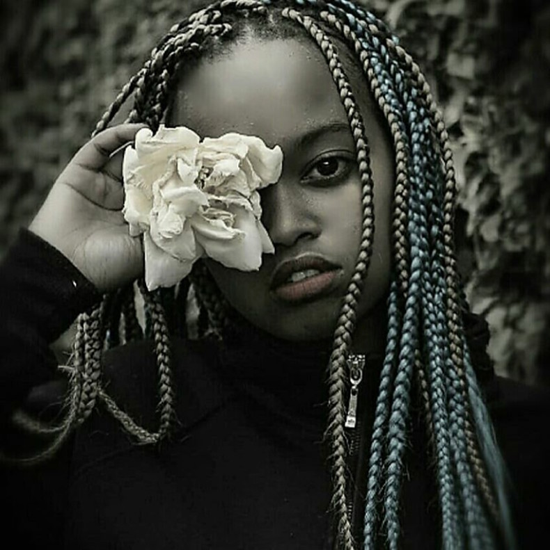 Marion Mburu model. Photoshoot of model Marion Mburu demonstrating Face Modeling.Face Modeling Photo #219249