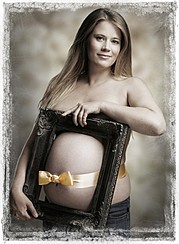 Martin Matejicek photographer (fotograf). Work by photographer Martin Matejicek demonstrating Maternity Photography.Maternity Photography Photo #72032