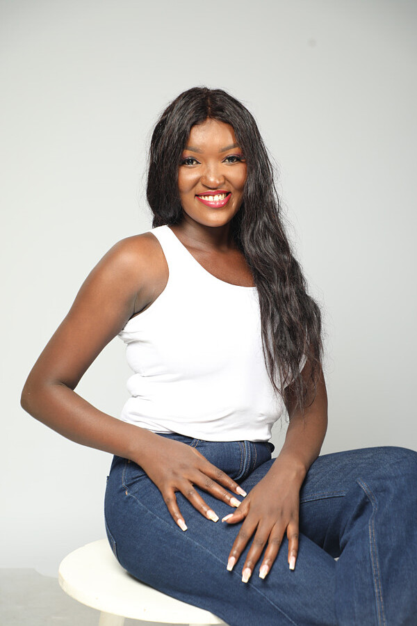 Mary Thuo model. Photoshoot of model Mary Thuo demonstrating Face Modeling.Face Modeling Photo #246589