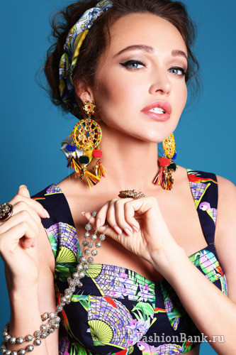 Mia Morozova model (модель). Photoshoot of model Mia Morozova demonstrating Face Modeling.Face Modeling Photo #125979