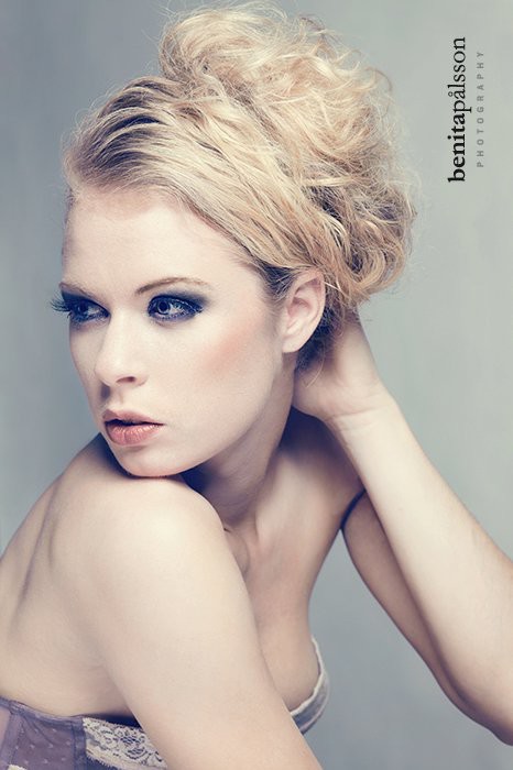 Michaela Backlund model. Photoshoot of model Michaela Backlund demonstrating Face Modeling.Face Modeling Photo #112986