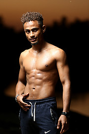 Mohamed Jamal model. Photoshoot of model Mohamed Jamal demonstrating Body Modeling.Body Modeling Photo #225958