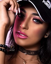 Nada Elqassem model. Photoshoot of model Nada Elqassem demonstrating Face Modeling.Face Modeling Photo #209086