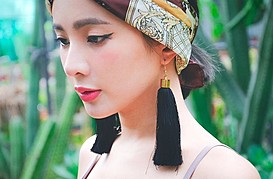Natalie Tien model. Photoshoot of model Natalie Tien demonstrating Face Modeling.Face Modeling Photo #172222