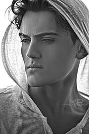 Nattan Pires model. Photoshoot of model Nattan Pires demonstrating Face Modeling.Face Modeling Photo #96747