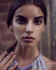 Nicole Andrea model (modella). Photoshoot of model Nicole Andrea demonstrating Face Modeling.Face Modeling Photo #235076