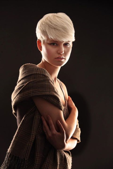 Nikki Hafter model (modell). Photoshoot of model Nikki Hafter demonstrating Face Modeling.Face Modeling Photo #71848
