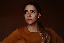 Nour Mahgoub model. Photoshoot of model Nour Mahgoub demonstrating Face Modeling.Face Modeling Photo #221171