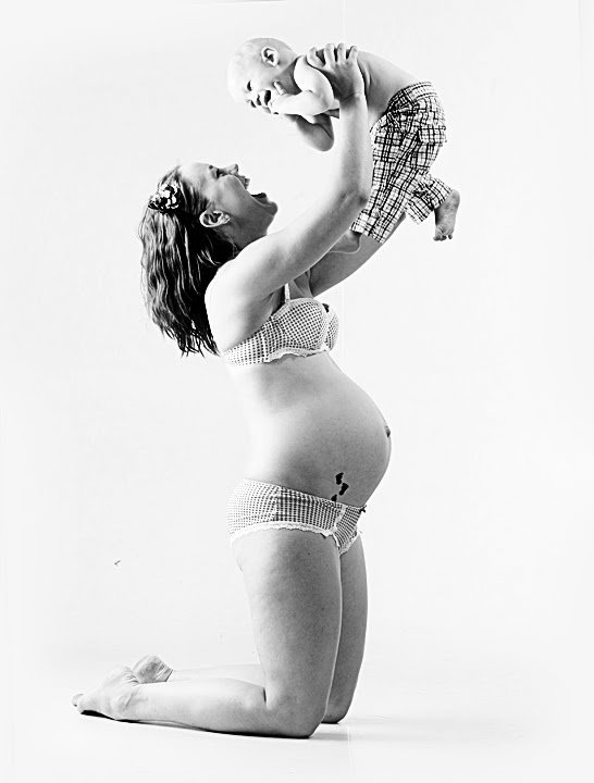 Ola Westerberg photographer. Work by photographer Ola Westerberg demonstrating Maternity Photography.Maternity Photography Photo #105399