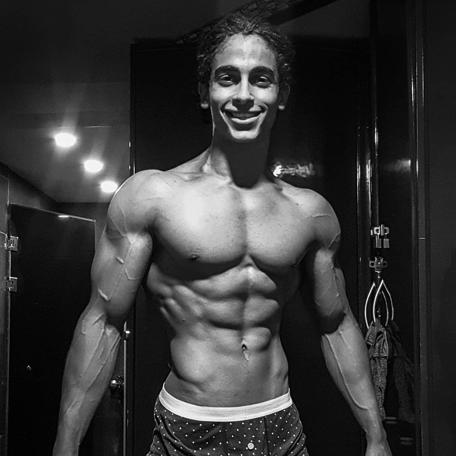 Omar Khaled Hussein model. Photoshoot of model Omar Khaled Hussein demonstrating Body Modeling.Body Modeling Photo #217133