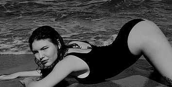Patricia Vishan model (μοντέλο). Photoshoot of model Patricia Vishan demonstrating Body Modeling.Body Modeling Photo #230782