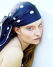 Penelope Heilmann model. Photoshoot of model Penelope Heilmann demonstrating Face Modeling.Face Modeling Photo #174979