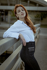 Penny Karathanasi model (μοντέλο). Photoshoot of model Penny Karathanasi demonstrating Fashion Modeling.Fashion Modeling Photo #246381