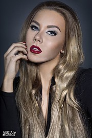 Riina Seise model (modèle). Photoshoot of model Riina Seise demonstrating Face Modeling.#villepaasimaaFace Modeling Photo #112211