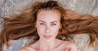 Riina Seise model (modèle). Photoshoot of model Riina Seise demonstrating Face Modeling.Face Modeling Photo #185280
