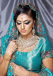 Roobia Din makeup artist & hair stylist. makeup by makeup artist Roobia Din. Photo #40312