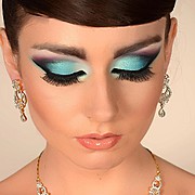 Roobia Din makeup artist & hair stylist. makeup by makeup artist Roobia Din. Photo #40490