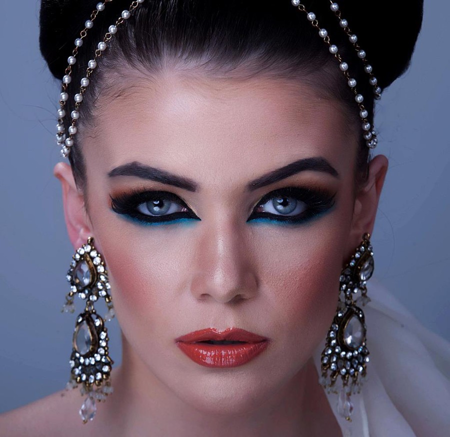 Roobia Din makeup artist &amp; hair stylist. makeup by makeup artist Roobia Din. Photo #40660