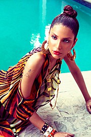Sana Sarfaraz model. Photoshoot of model Sana Sarfaraz demonstrating Face Modeling.Face Modeling Photo #121453