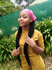 Sandiswa Ncanana model. Photoshoot of model Sandiswa Ncanana demonstrating Face Modeling.Face Modeling Photo #234833