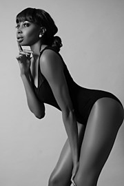 Shevon White is a professional model currently based in Bucharest. Her work experience includes modeling in numerous fashion show in London 
