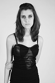 Sophie Veni model. Photoshoot of model Sophie Veni demonstrating Face Modeling.Face Modeling Photo #75728