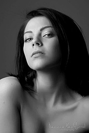 Stina Bakken model (modell). Photoshoot of model Stina Bakken demonstrating Face Modeling.Face Modeling Photo #93077