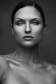 Susanna Andersen model. Susanna Andersen demonstrating Face Modeling, in a photoshoot by Joakim Jonsson.Photographer: Joakim JonssonFace Modeling Photo #98459