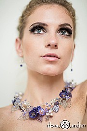 Tara Grace Elizabeth model. Photoshoot of model Tara Grace Elizabeth demonstrating Face Modeling.Face Modeling Photo #117880