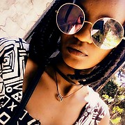 Tracy is an upcoming Kenyan Model currently based in Nairobi.Her work experience includes numerous photo shoots and events. She is available